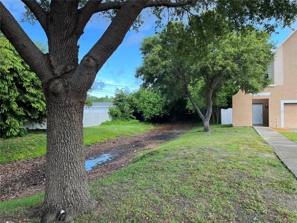 4326 Tyler Circle N St Petersburg FL 33709