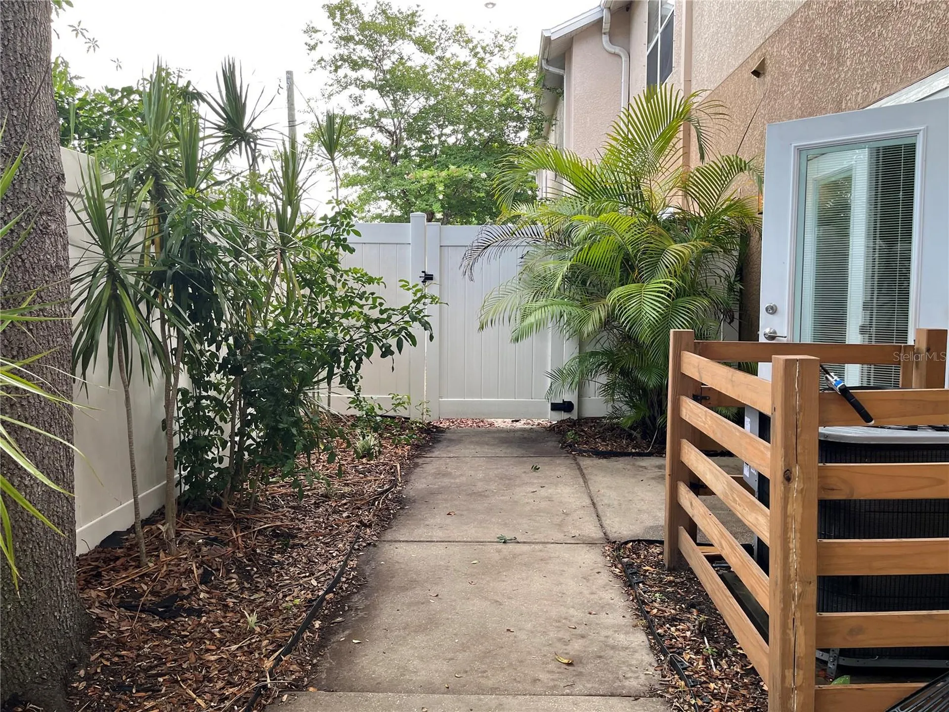 4326 Tyler Circle N St Petersburg FL 33709