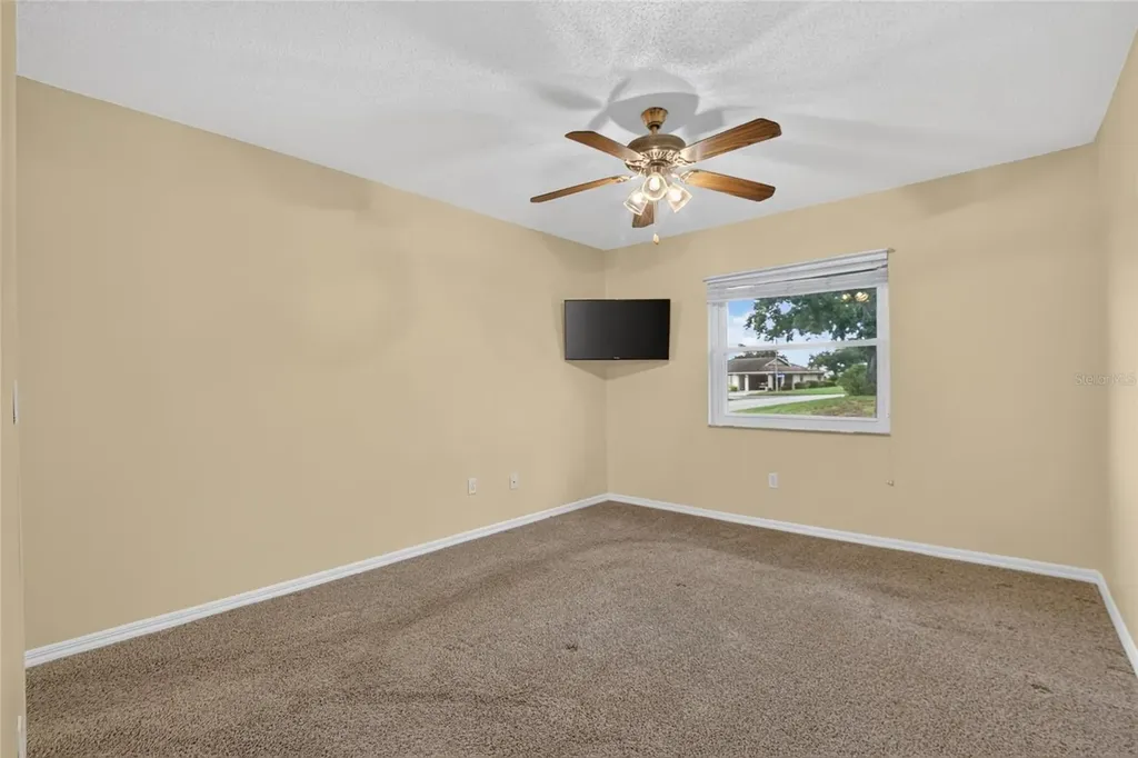 2202 Horsham Place Sun City Center FL 33573