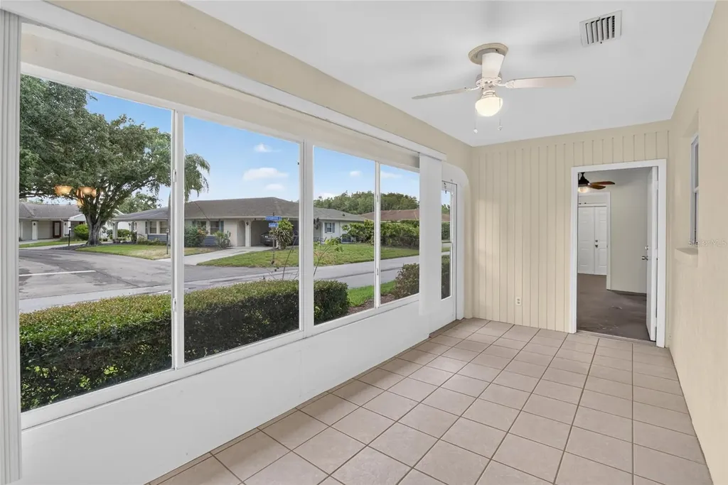 2202 Horsham Place Sun City Center FL 33573