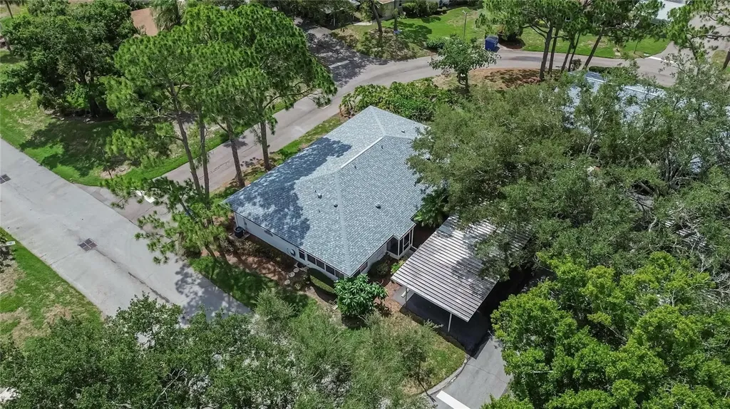 2202 Horsham Place Sun City Center FL 33573