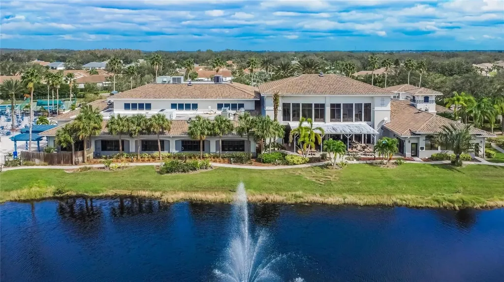 2202 Horsham Place Sun City Center FL 33573