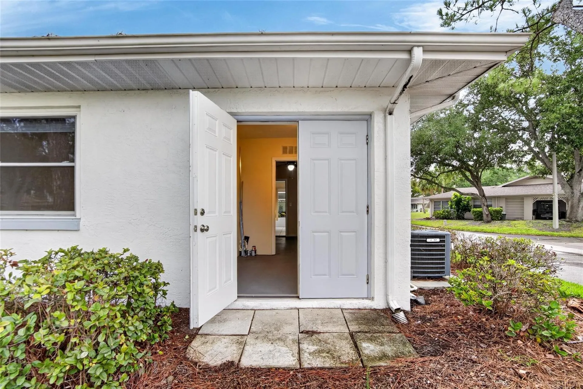 2202 Horsham Place Sun City Center FL 33573