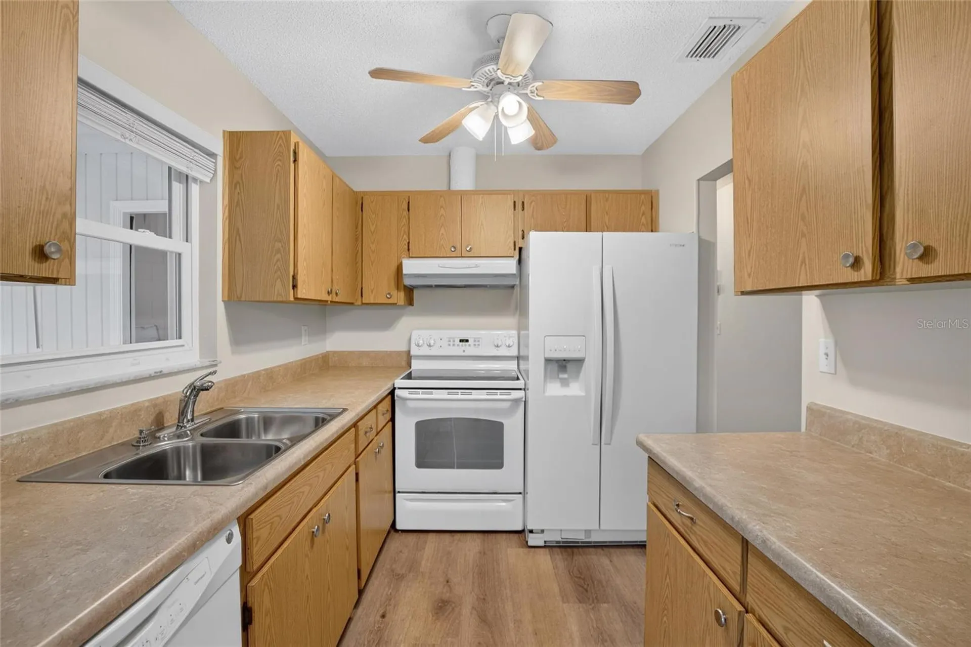 2202 Horsham Place Sun City Center FL 33573