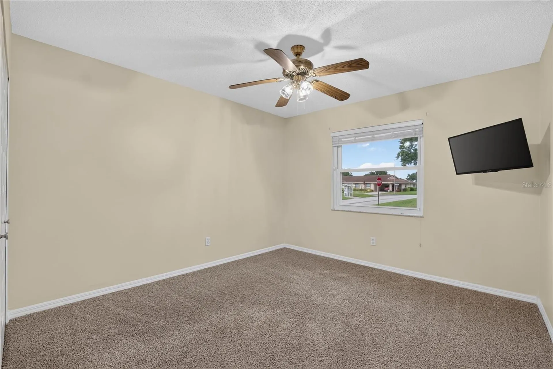 2202 Horsham Place Sun City Center FL 33573