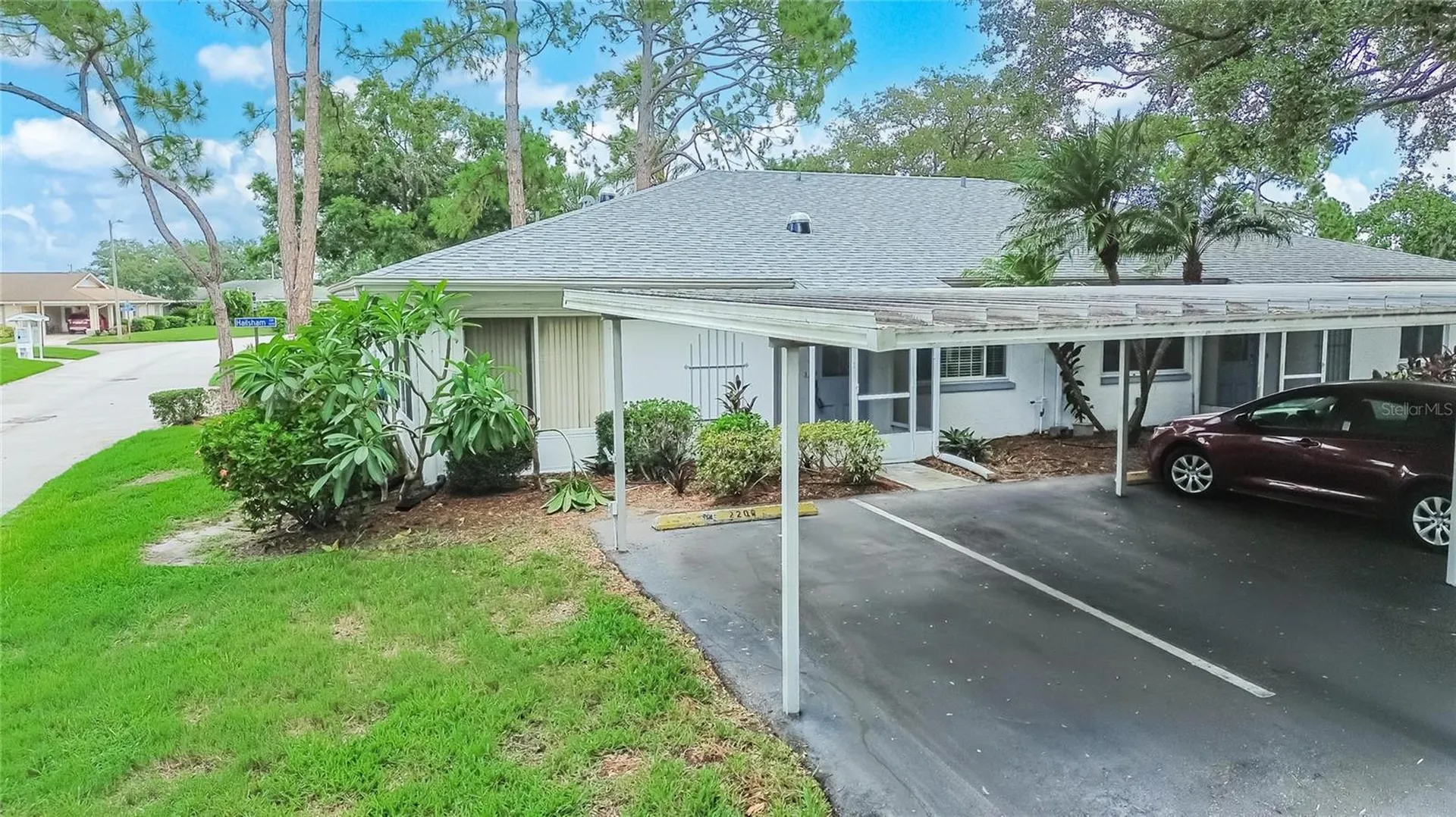 2202 Horsham Place Sun City Center FL 33573