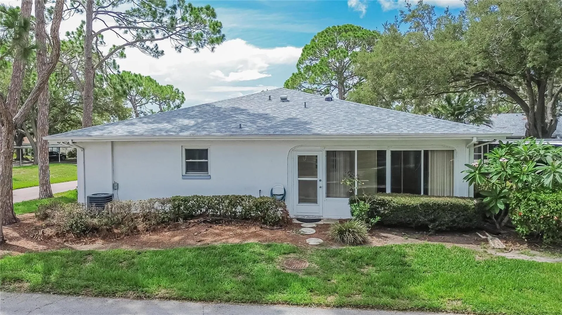 2202 Horsham Place Sun City Center FL 33573