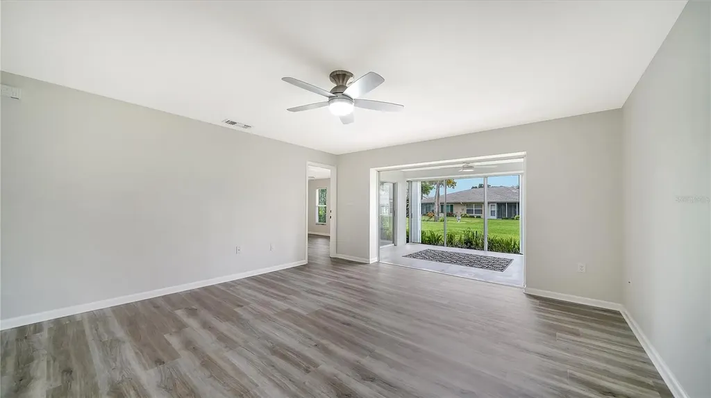 5689 Evergreen Drive Sarasota FL 34233