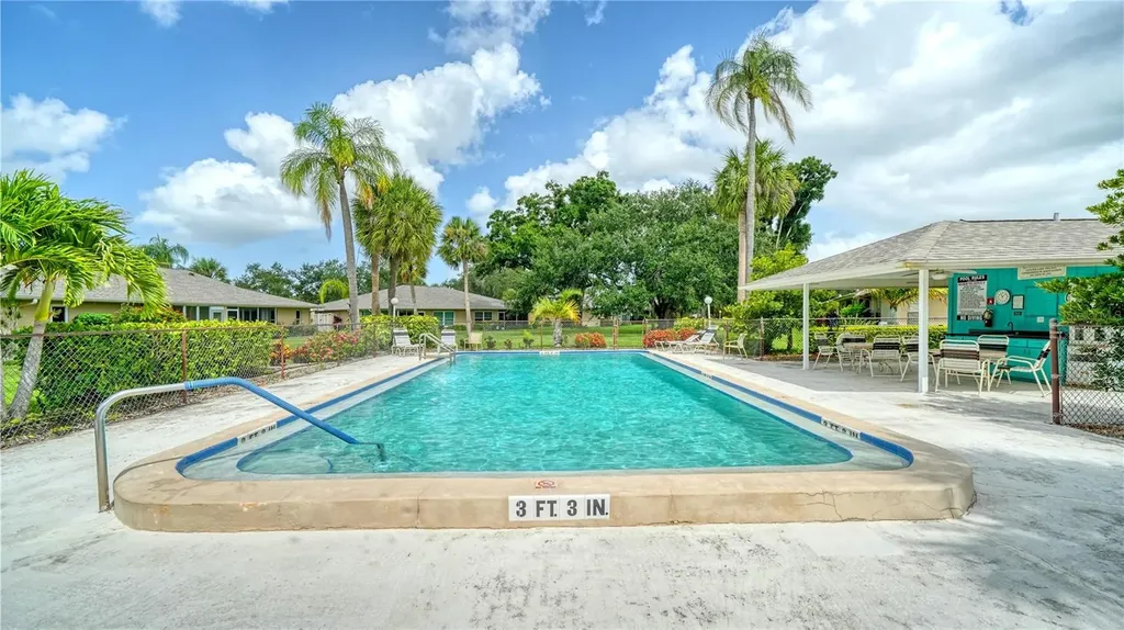 5689 Evergreen Drive Sarasota FL 34233