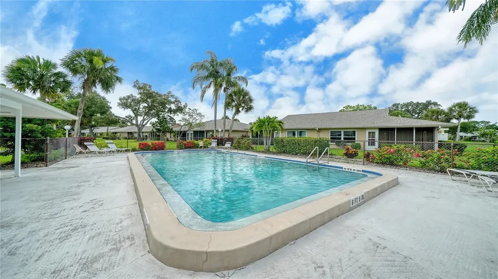 5689 Evergreen Drive Sarasota FL 34233