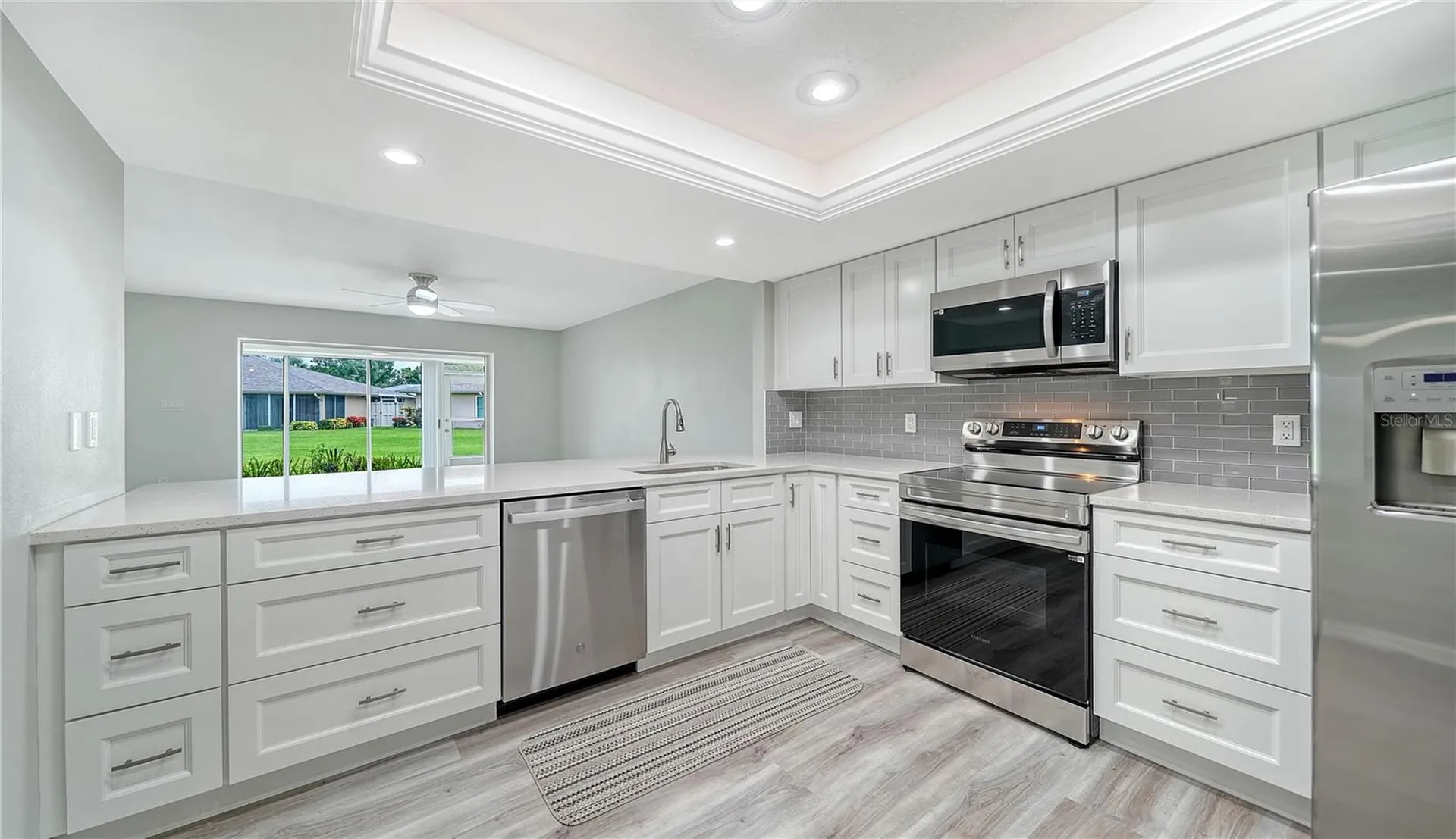 5689 Evergreen Drive Sarasota FL 34233