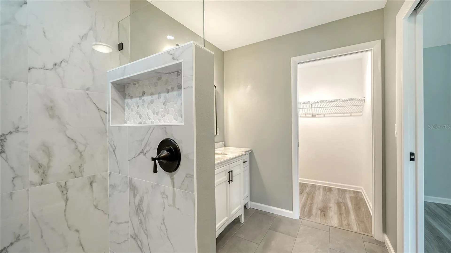 5689 Evergreen Drive Sarasota FL 34233