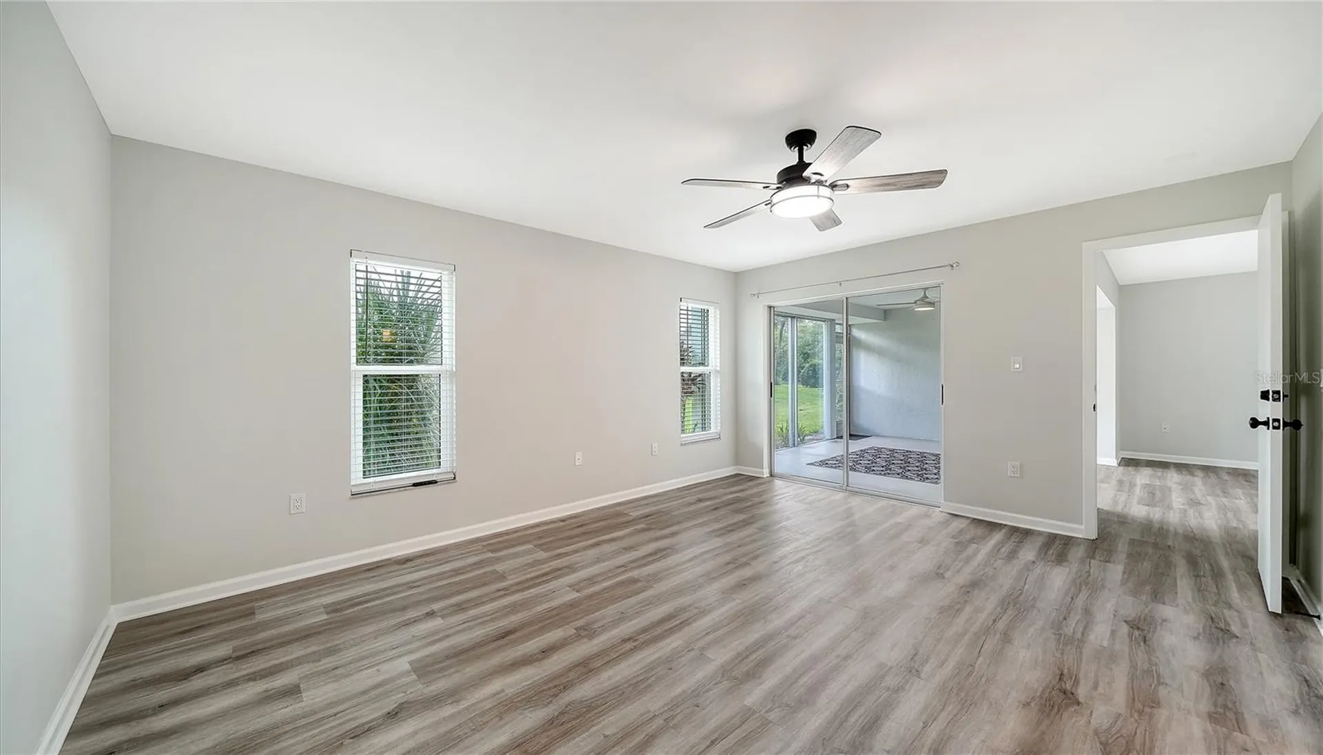 5689 Evergreen Drive Sarasota FL 34233