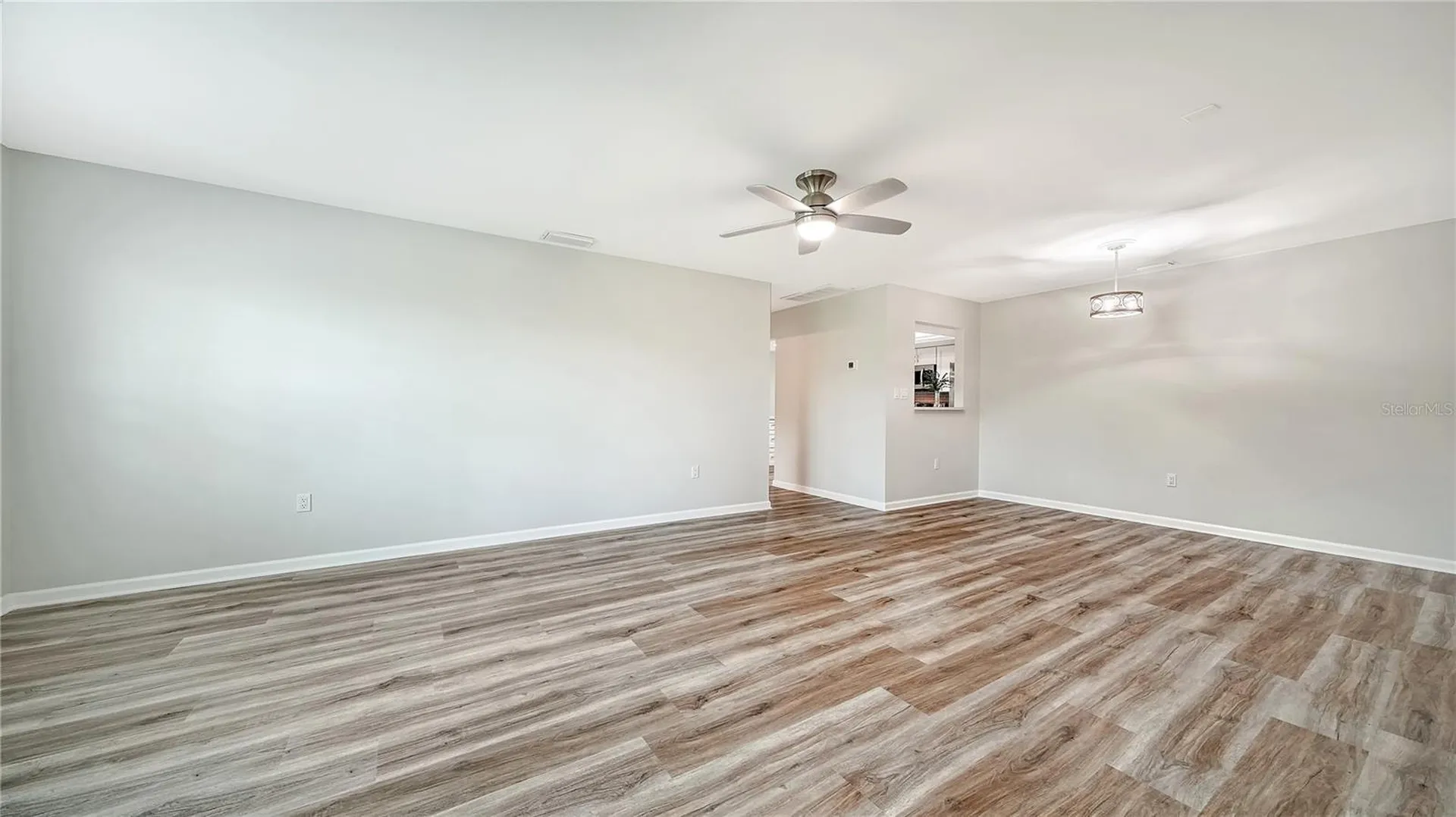 5689 Evergreen Drive Sarasota FL 34233