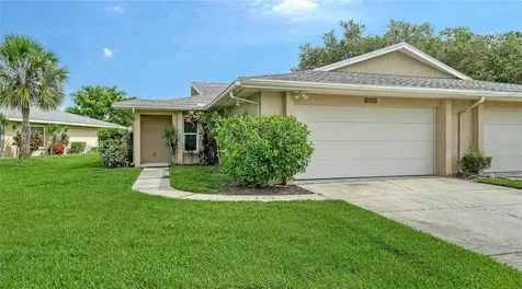 5689 Evergreen Drive Sarasota FL 34233