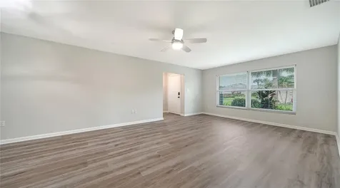 5689 Evergreen Drive Sarasota FL 34233