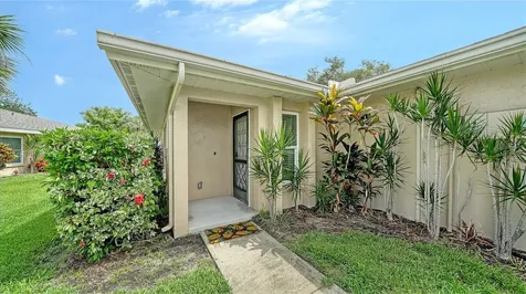 5689 Evergreen Drive Sarasota FL 34233