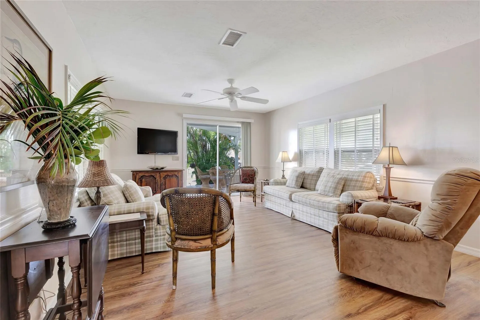 2100 Kings Highway Port Charlotte FL 33980