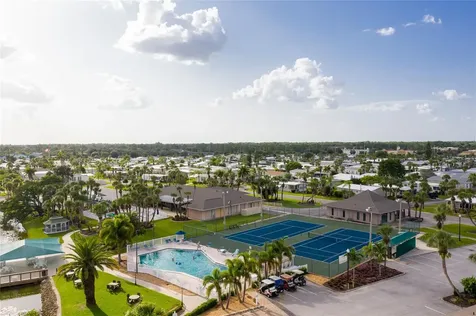 2100 Kings Highway Port Charlotte FL 33980