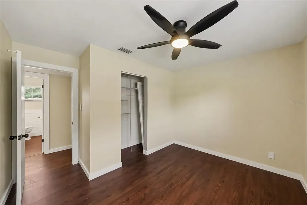 4733 W Wisconsin Avenue Tampa FL 33616