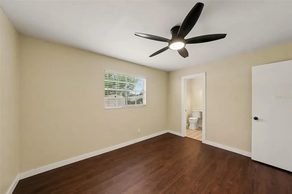 4733 W Wisconsin Avenue Tampa FL 33616