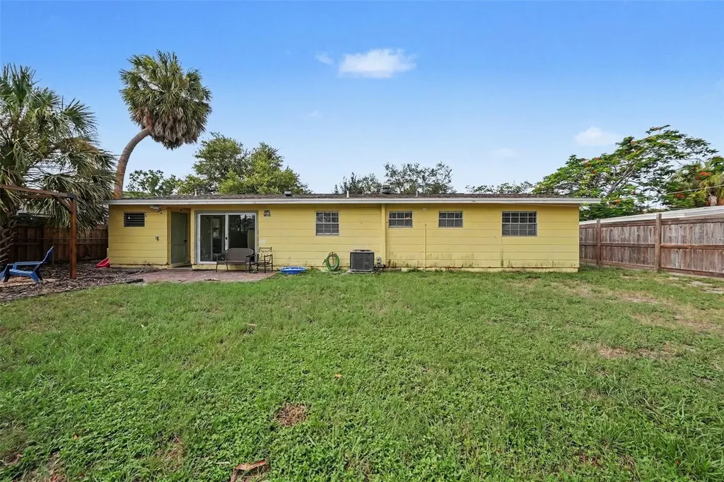 4733 W Wisconsin Avenue Tampa FL 33616