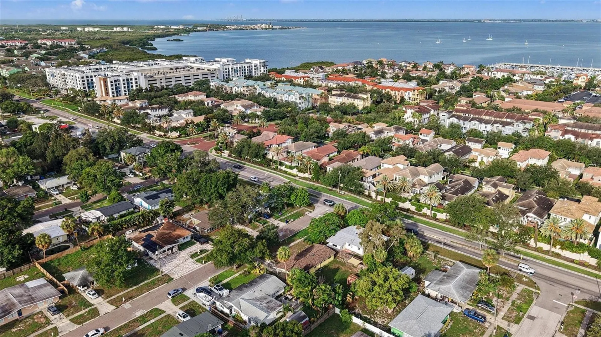 4733 W Wisconsin Avenue Tampa FL 33616