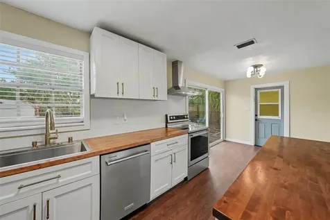 4733 W Wisconsin Avenue Tampa FL 33616
