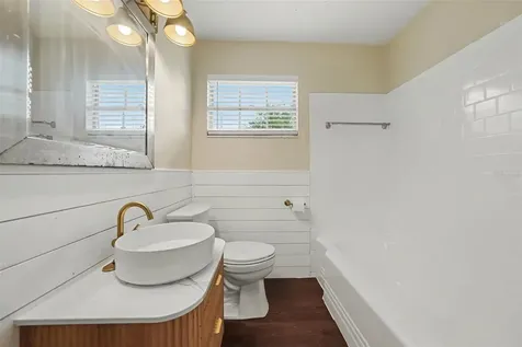 4733 W Wisconsin Avenue Tampa FL 33616