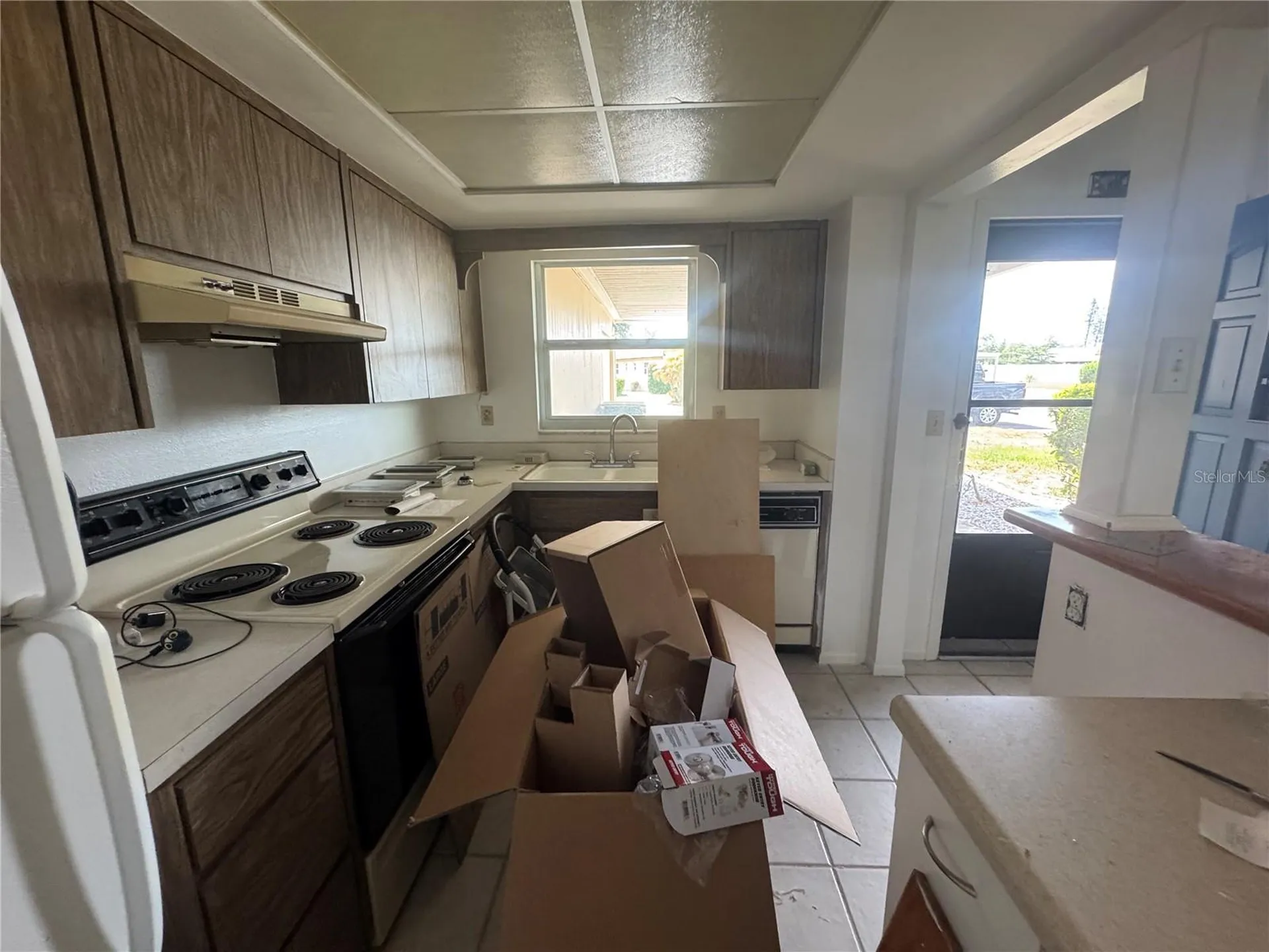 652 Park Circle Bradenton FL 34207