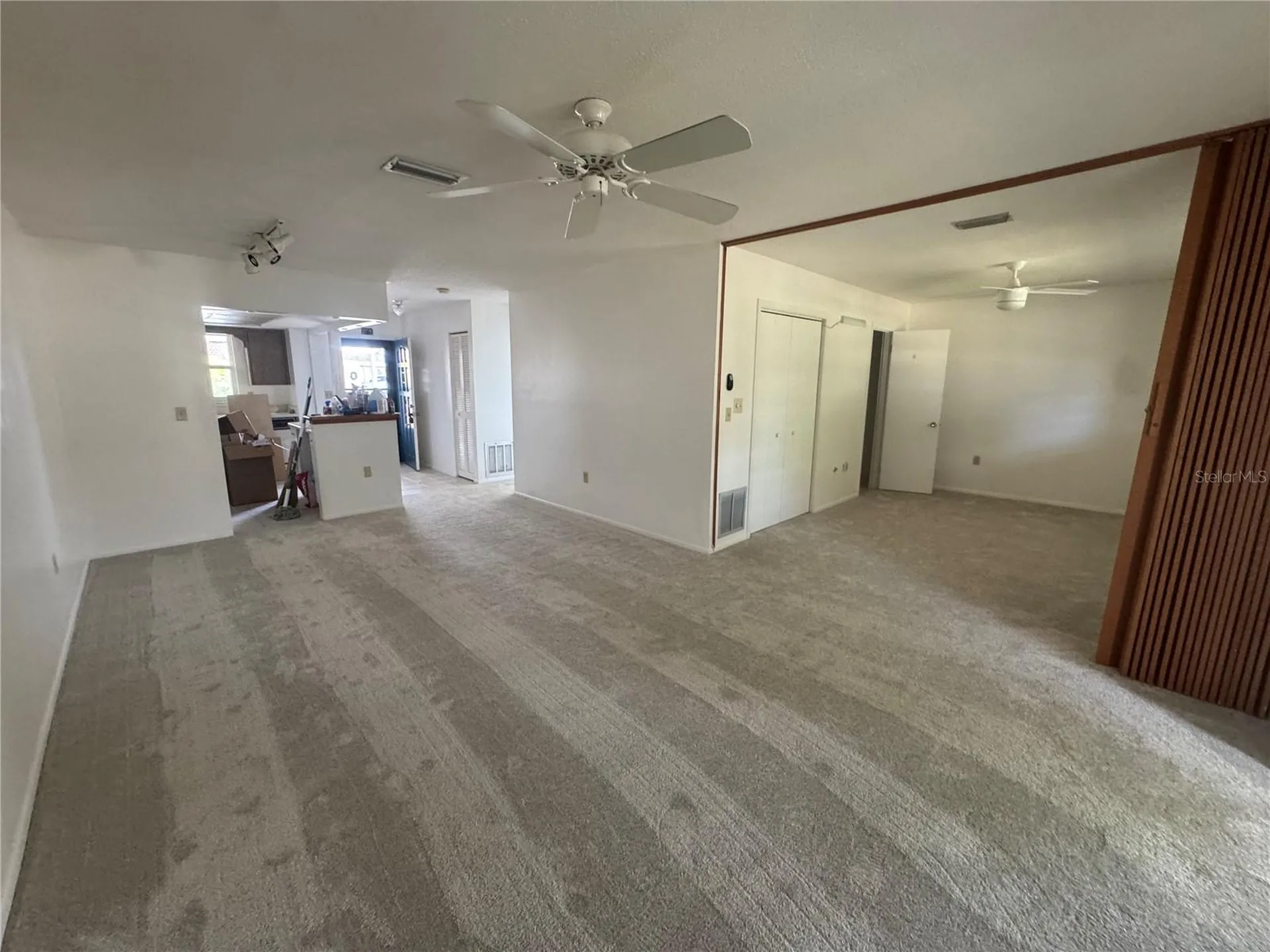 652 Park Circle Bradenton FL 34207