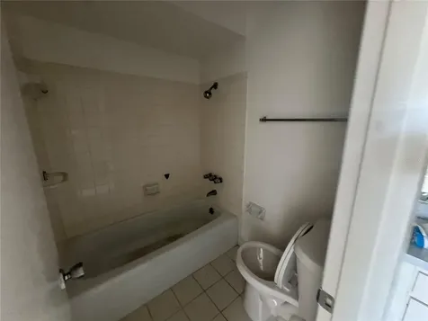 652 Park Circle Bradenton FL 34207