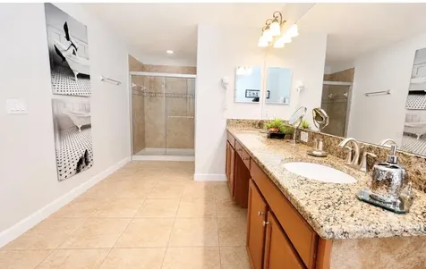 8932 Bismarck Palm Road Kissimmee FL 34747