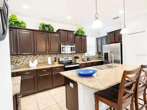 8932 Bismarck Palm Road Kissimmee FL 34747