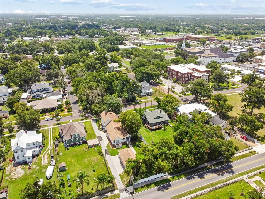 703 N Evers Street Plant City FL 33563