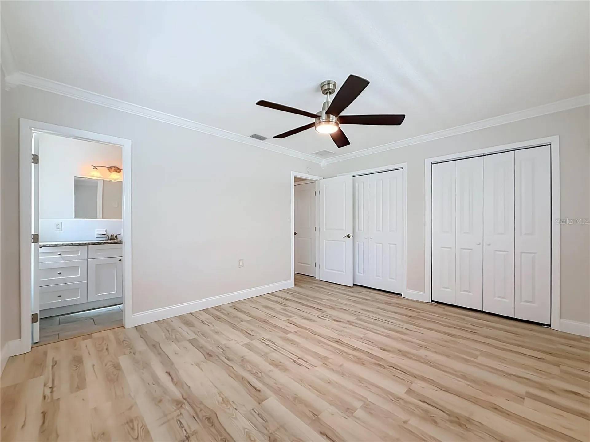8270 30th Avenue N St Petersburg FL 33710