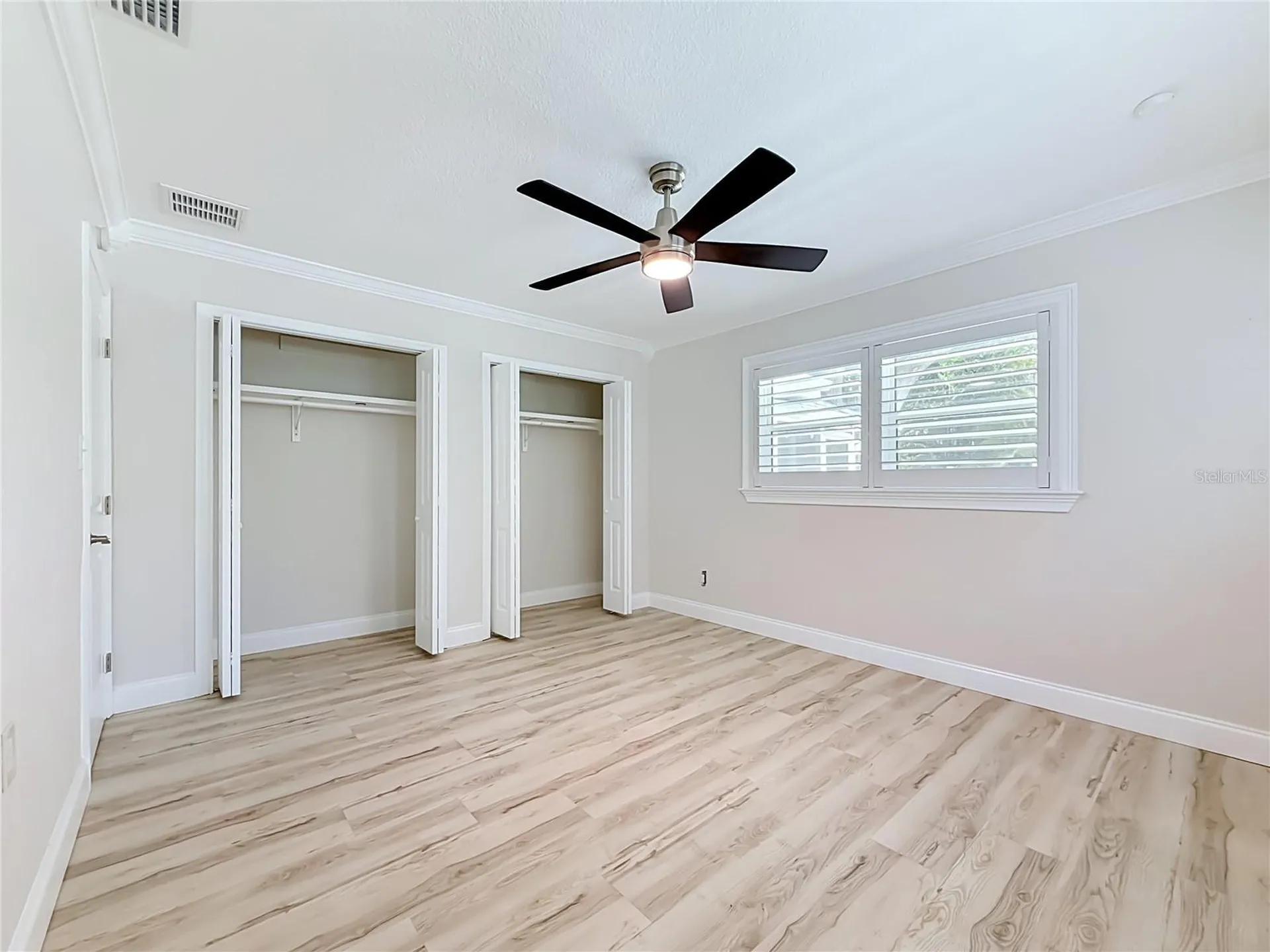 8270 30th Avenue N St Petersburg FL 33710