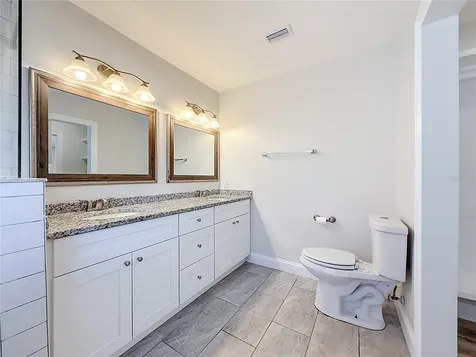 8270 30th Avenue N St Petersburg FL 33710