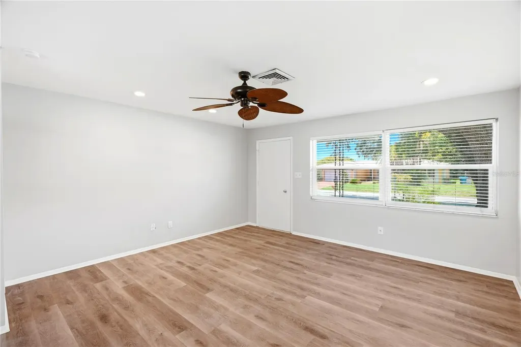 2437 Rutland Lane Clearwater FL 33763