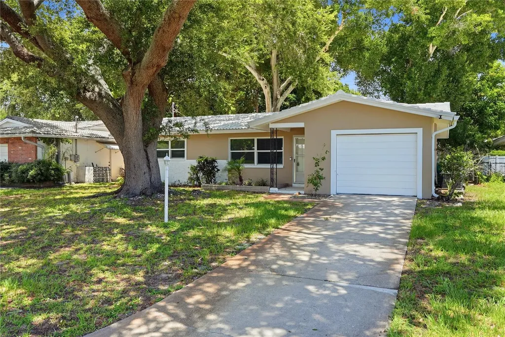 2437 Rutland Lane Clearwater FL 33763