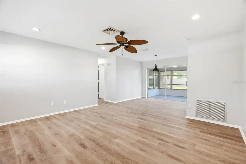 2437 Rutland Lane Clearwater FL 33763