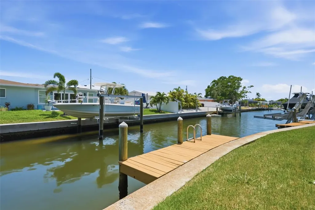 10301 Waterbird Way Bradenton FL 34209