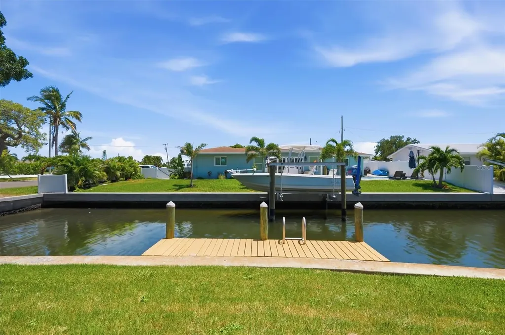 10301 Waterbird Way Bradenton FL 34209