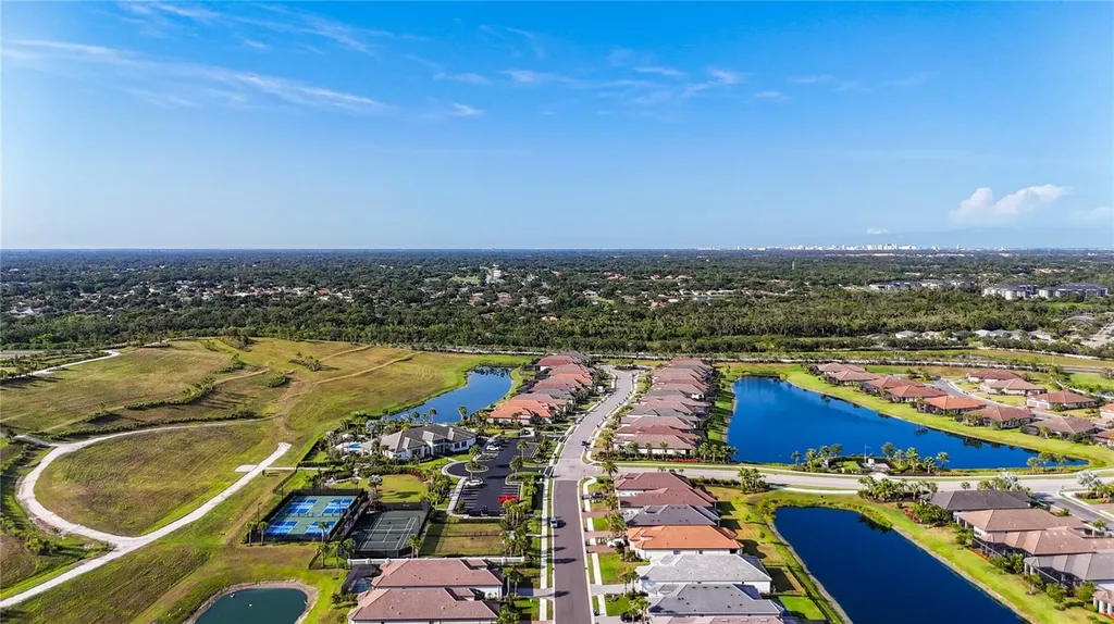 6145 Grandview Hill Court Bradenton FL 34203