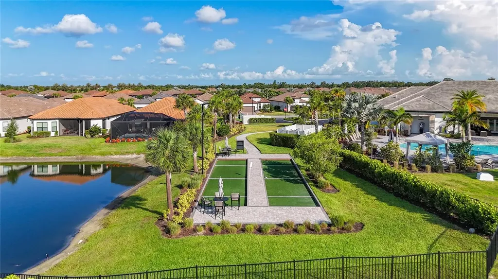 6145 Grandview Hill Court Bradenton FL 34203