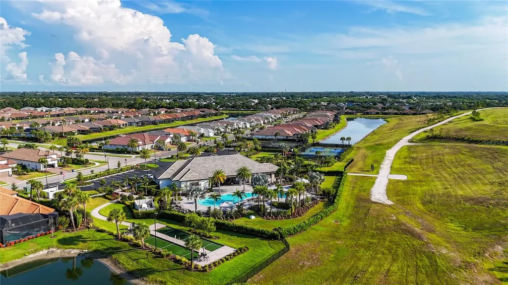 6145 Grandview Hill Court Bradenton FL 34203