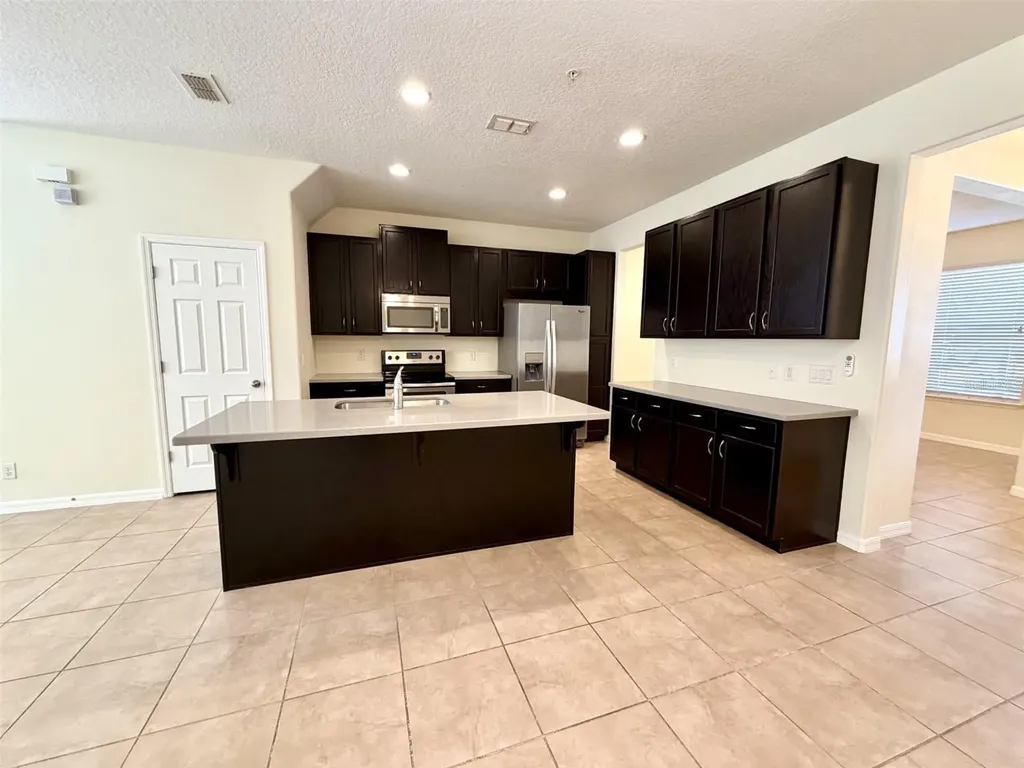 8568 Dufferin Lane Orlando FL 32832