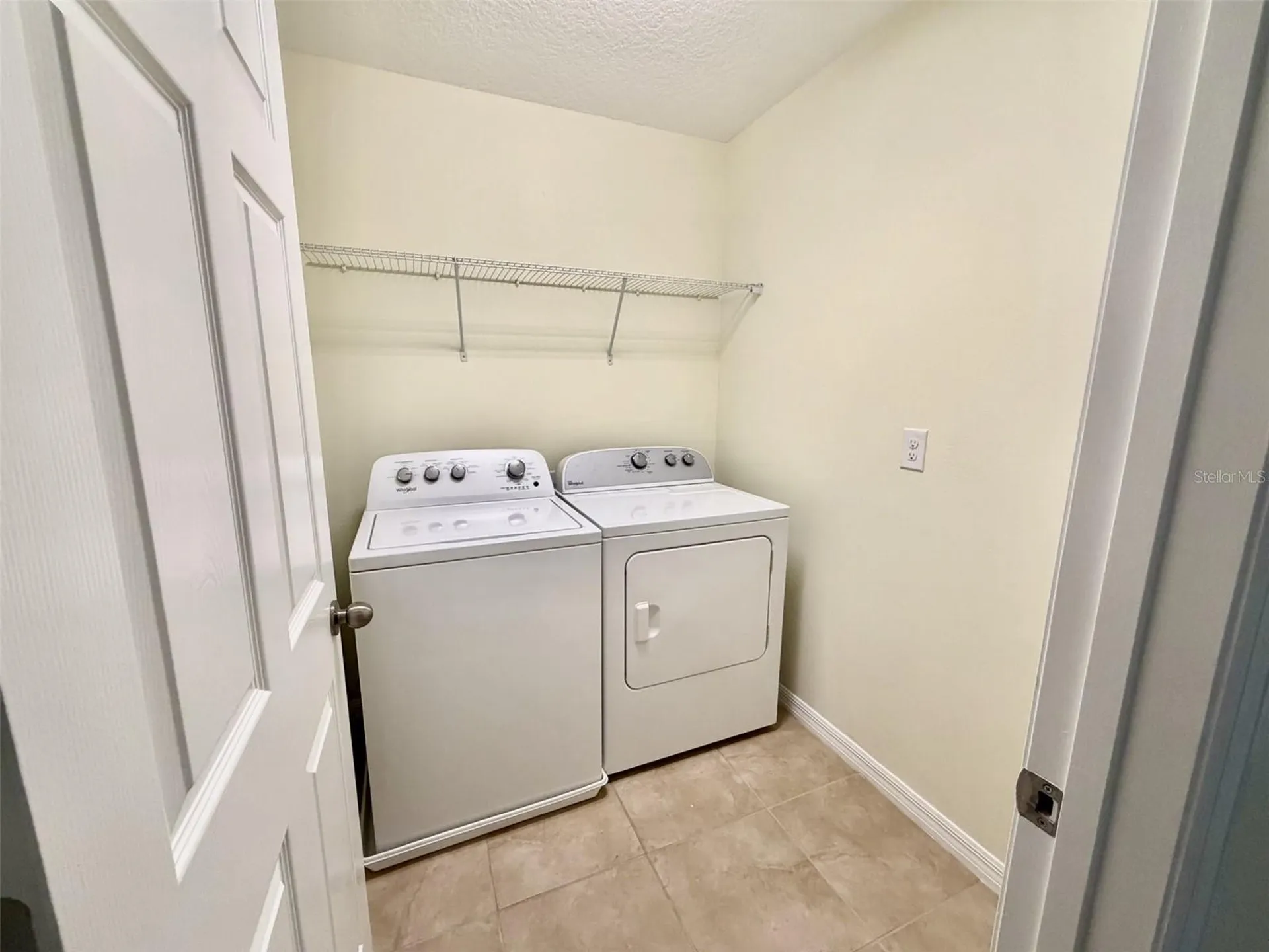 8568 Dufferin Lane Orlando FL 32832
