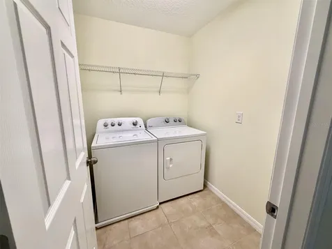 8568 Dufferin Lane Orlando FL 32832