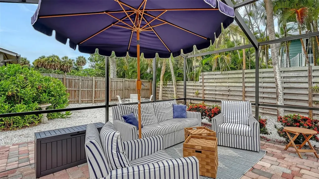 734 Birdsong Lane Sarasota FL 34242